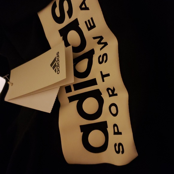 💥BUY 2 GET 1 FREE ADIDAS Lounge Long Sleeve Tee in Black, Men's M & L, $45.00 - Picture 5 of 5